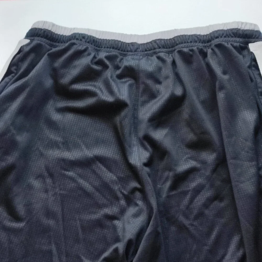 Under Armour athletic track pants black men's size XXL loose - Picture 2 of 7